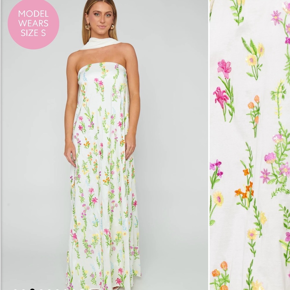 Embroidered floral white maxi dress with scarf